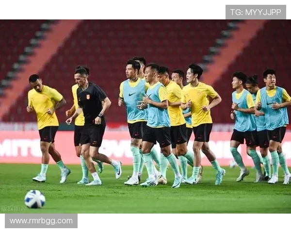 武汉乒乓球队在总决赛积分榜中以53分稳居第一名展现强劲实力 武汉乒乓球队在总决赛积分榜中以53分稳居第一名展现强劲实力