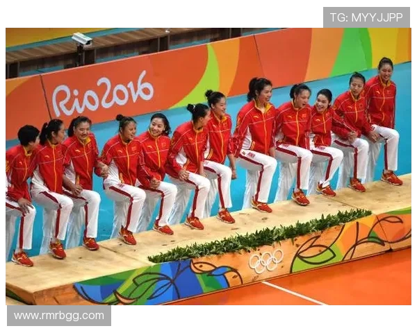 深圳排球队的拼搏之路：一段关于梦想与团结的排球纪实故事