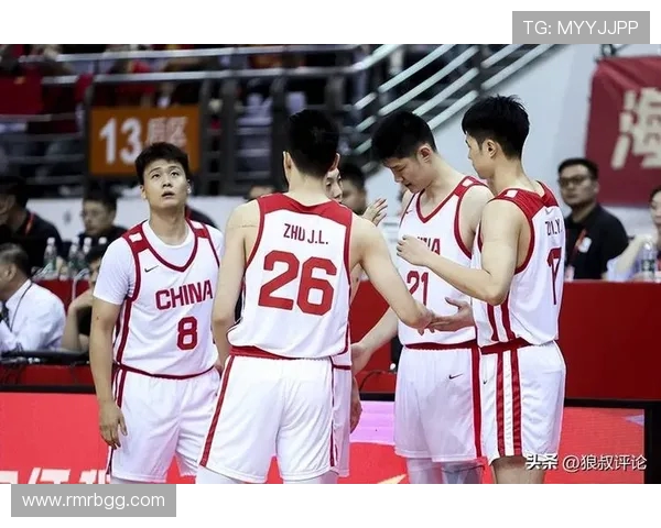 中国男篮对阵波兰的精彩较量与赛场背后的故事 中国男篮对阵波兰的精彩较量与赛场背后的故事
