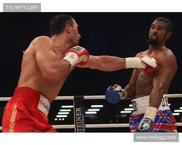 乔书亚与小克的巅峰对决谁将成为拳坛新王者的传奇之路