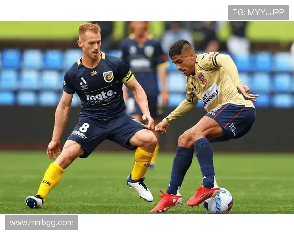 西悉尼对决伯斯光荣期待精彩较量与激烈竞争的足球盛宴 西悉尼对决伯斯光荣期待精彩较量与激烈竞争的足球盛宴