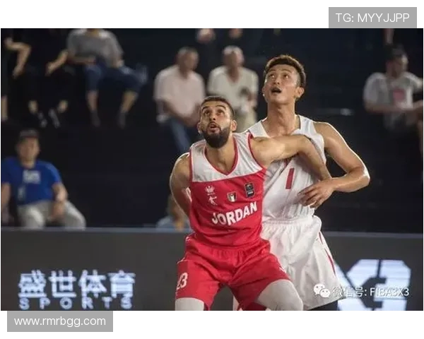 陈林坚:从青年才俊到篮球赛场的璀璨明星之路 陈林坚:从青年才俊到篮球赛场的璀璨明星之路