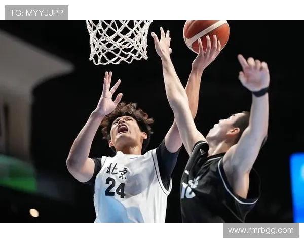 上海篮球队战术解析与未来发展展望探讨